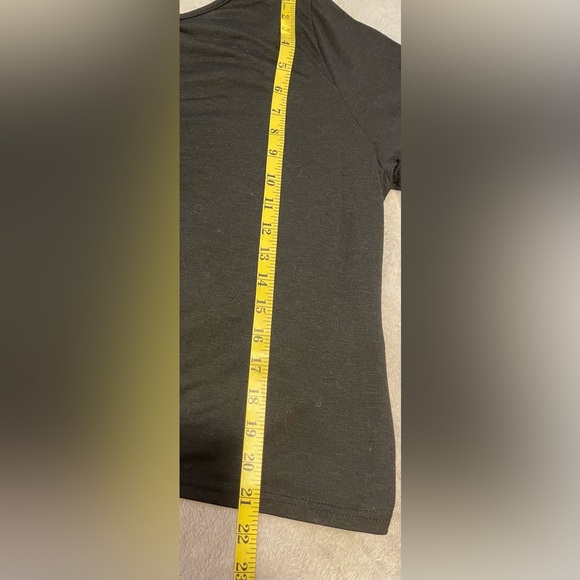 Black medium T-shirt with Aztec embroidery - Picture 8 of 9